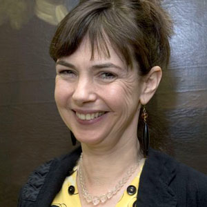 phoebe nicholls net worth - Article 2